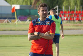 Adrian mutu ( călinești, 1979. Mesajul SelecÈ›ionerului Adrian Mutu La Finalul Stagiului De PregÄƒtire De La Buftea Le MulÈ›umesc Tuturor Cluburilor Care Ne Au Oferit JucÄƒtorii