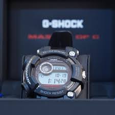 A new type of receiver antenna and make case make it possible to pack a that can pick up six time calibration signals around the globe into a configuration that is. Casio G Shock Frogman Gwf D1000 1jf Men S Fashion Watches On Carousell