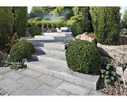 Außentreppe mit blockstufen blockstufen sind die einfachste art und weise, eine treppe zu setzen. Granit Blockstufe Grau 50 X 35 X 15 Cm Bei Hornbach Kaufen