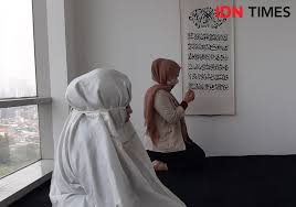 Mantra agar disenangi banyak orang tanpa puasa. Doa Agar Kamu Disukai Dan Disayangi Banyak Orang