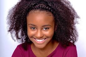 Dena Heath's Instagram, Twitter & Facebook