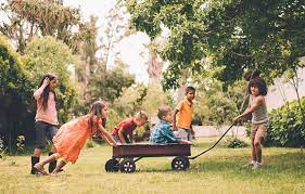 On one side of the rope are free range parents; The Pros And Cons Of Free Range Parenting Activekids