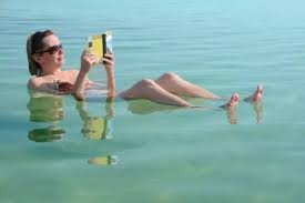 why do some people float better on