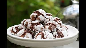 L'idée est de privilégier les bons moments ensemble ! Petits Gateaux De Noel Craqueles Au Chocolat Ou Crinkles Youtube