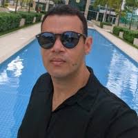 30+ perfis com “Raul Maciel”