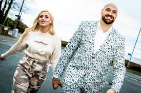 Paris fury weighs 56 kg and 124 lbs in pounds. We Need To Talk About Tyson Fury S Love Life British Gq