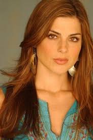 Iris Frank's Instagram, Twitter & Facebook