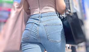 超Sクラスの美巨尻たちを堪能！王道スキニーデニムからエロケツをガチパッツンさせて食い込みで♂を誘う! | アダルト動画・画像のコンテンツマーケット  Pcolle