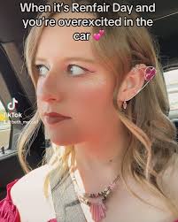 Had the best time at the Kentucky Renfair 💖✨, ., ., ., “She was a fairy”  🧚 , ., ., ., #kentucky #rennaissance #rennaissancefestival #fairy  #kentuckyrenfaire #kentuckyrenaissancefaire #medeival ...