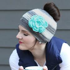 Ponytail Hat Crochet Pattern/Messy Bun Hat Pattern