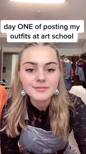 #SCAD #savannah #artschool #fleetwoodmac #outfit #aesthetics  #outfitinspiration #overalls #fashion #art #college #dormlife