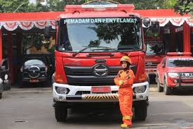 Dimana dalam informasi tersebut disebutkan mengenai lowongan kerja vasaka bali. Cerita Bintania Purnomo Srikandi Pemadam Kebakaran