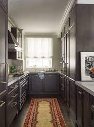 Inside Emmy Rossum S Manhattan Apartment Makeover Kitchen Design Small Minimalist Kitchen Cabinets Simple Kitchen Design