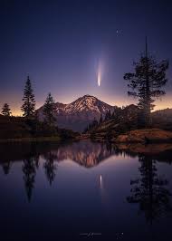 Photo Taken By Jasman Lion Mander He Took This Photo Of Neowise Comet Over Mt Shasta By Heart Lake Scenery Beautiful Landscapes Beautiful Pictures