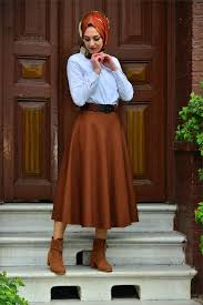 Nurhira Sik Tesettur Kase Etek Modelleri Moda Tesettur Giyim Moda Stilleri Moda Etek Modelleri