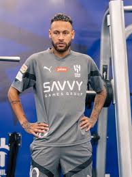 Lesionado, Neymar treina pelo Al-Hilal
