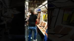 Miraflores, el pinal and trece de noviembre. Un Hombre Golpea A Un Sanitario En El Metro De Madrid Por Pedirle Que Se Pusiera La Mascarilla Noticias De Sucesos En Diario De Navarra