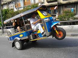 wheelstand tuk tuk tuk tuk s bangkok thailand best tuk tuk photos thailand more thailand info http islandinfokohsamui com 三輪車 車 バイク