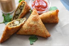 Saya pernah menampilkan di jtt resep samosa vegetarian sebelumnya, anda bisa klik linknya di bawah. Gak Sulit Begini Resep Bikin Samosa Khas Timur Tengah Yang Gurih