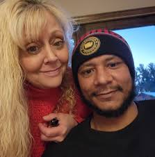 What one bedroom or studio apartments in Taunton, MA, allow cats and cost  $1,400 or less?