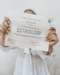 Lillian Keeling (@thebrowbabe_lou) · Instagram 照片和视频