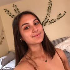 Hannah Lee (@hlee_18)