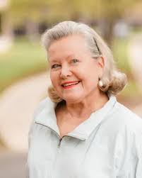 Alice Weaver's Instagram, Twitter & Facebook