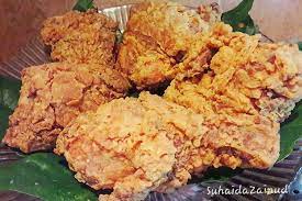 Bagi Anda Yang Gemar Makan Ayam Goreng Seakan Yang Dijual Di Restoran Makanan Segera Popular Tu Anda Kini Boleh Hasilkan Sendiri Di Ru Easy Meals Food Recipes