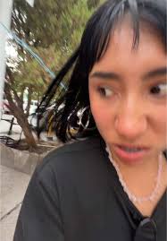 Grabando en la calle: Humor y baile con amigas