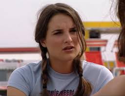 Lieke van lexmond (born 6 february 1982) is a host of the dutch version of idols. Goudkust 1996