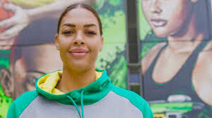She was born in london to a nigerian father and australian mother, before moving to australia with her mother after her parents separated when she was an infant. Wnba Liz Cambage Opens Up On Growing Up In White Washed Australia