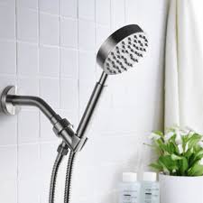 So many seem to be plastic or have problems with leaking or water. Different Types Of Shower Heads What To Know Before You Buy The Shower Head Store