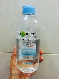 Madu boleh digunakan bukan sahaja untuk menghilangkan jerawat, malah untuk hilangkan parut jerawat juga. Bismillahirahmannirahim Sekarang Petua Cantik Dan Sihat Facebook