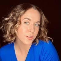 Lauren Kern's Instagram, Twitter & Facebook