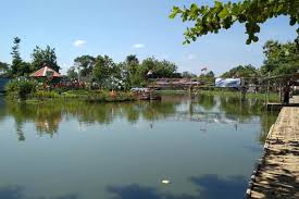 Follow akun2 medsos sanding waterboom dan tunjukin postingan ini saat pembelian tiket. Sukoharjo Bakal Punya Waterpark Internasional Netizen Kuat Beli Tiketnya