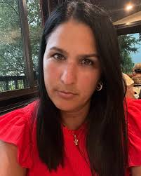 🍀🌻 Buenos días ☀️😃🌿#combinandocolores #alcoholinkart #lilymarreroart  #experiment #inlove #newproject #peace #alcoholink #art #artist  #naplesflorida #naplesfloridaart #florida #naples #cubanlink  #isladelajuventud