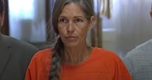 Discípula de Charles Manson fue puesta en libertad tras 53 años en la  cárcel