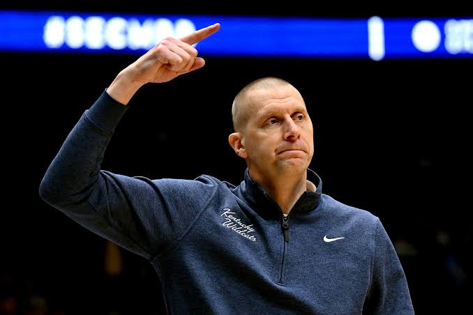 How many more seasons will Mark Pope be the Kentucky Basketball head coach?  | A Sea Of Blue