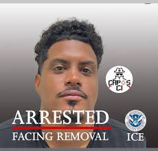 ICE Y HSI San Juan PR arresto a Juan Carlos Ruiz Hidalgo,Jose Yunior Perez  Ramirez Y A Francisco Ysaias Guzman Ramirez.