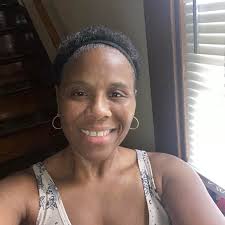 I used her, she used me, but neither one cared We were gettin' our share....