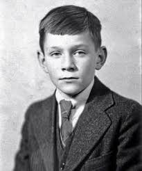 Chris was an extraordinary man who deeply loved and respected his profession with great old fashion manners, self deprecating humor and the music of words. Young Christopher Plummer Christopher Plummer Young Celebrities Famous Babies