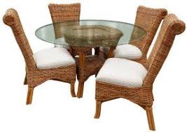Pin By Joyce Julia On Moveis In 2020 Wicker Furniture Wicker Dining Set Wicker Sofa