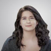 Elizabeth Varnum's Instagram, Twitter & Facebook