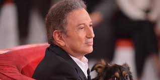 La chienne de michel drucker a mordu véronique jannot dans les coulisses du tournage de l'émission vivement dimanche sur france 2. Michel Drucker De Retour Dans Vivement Dimanche Apres Sept Mois De Convalescence Marie Claire