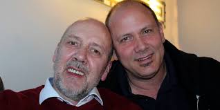 Hittade sin pappa efter 27 års sökande