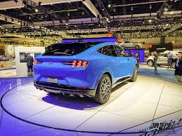 Live Up Close Photo Gallery 2021 Mach E Grabber Blue Gt Space White Premium Interior Color Samples Ford Mus Ford Mustang Wallpaper Mustang Ford Mustang