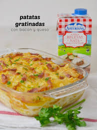 Colocamos encima la nata montada con el azúcar con una manga pastelera. Pin En Recetas