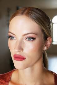 How To Use Lip Stains