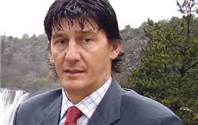 He has been married to his longtime girlfriend brittany carnegie since august 27, 2012. Who Is Milan Lucic Dating Milan Lucic Girlfriend Wife