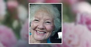 Cheryl Kemp's Instagram, Twitter & Facebook